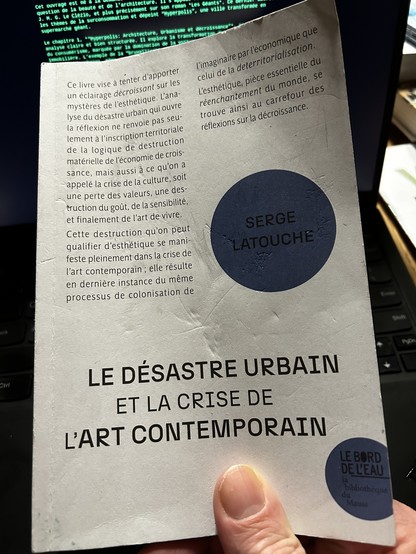 Couverture de " Le désastre urbain et la crise de l’art contemporain". 