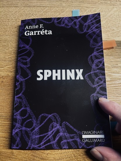  Sphinx - Anne F. Garréta 