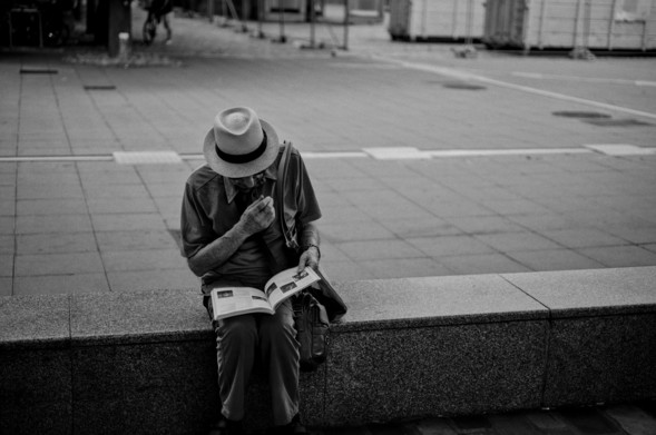 the reader, Paris, 2026